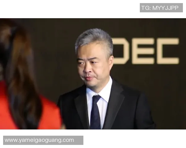 段暄心目中的足球偶像与他热爱的比赛瞬间分享